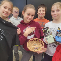 Pomáháme potřebným